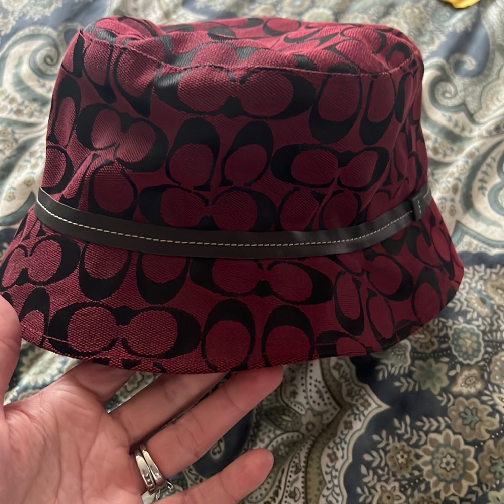 Coach Signature Bucket Hat
